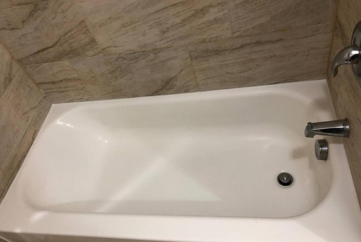 Large And Private 3 Bedroom And 1 Bathroom Apartment Near Newark International Airport Ewr And New York City Buitenkant foto