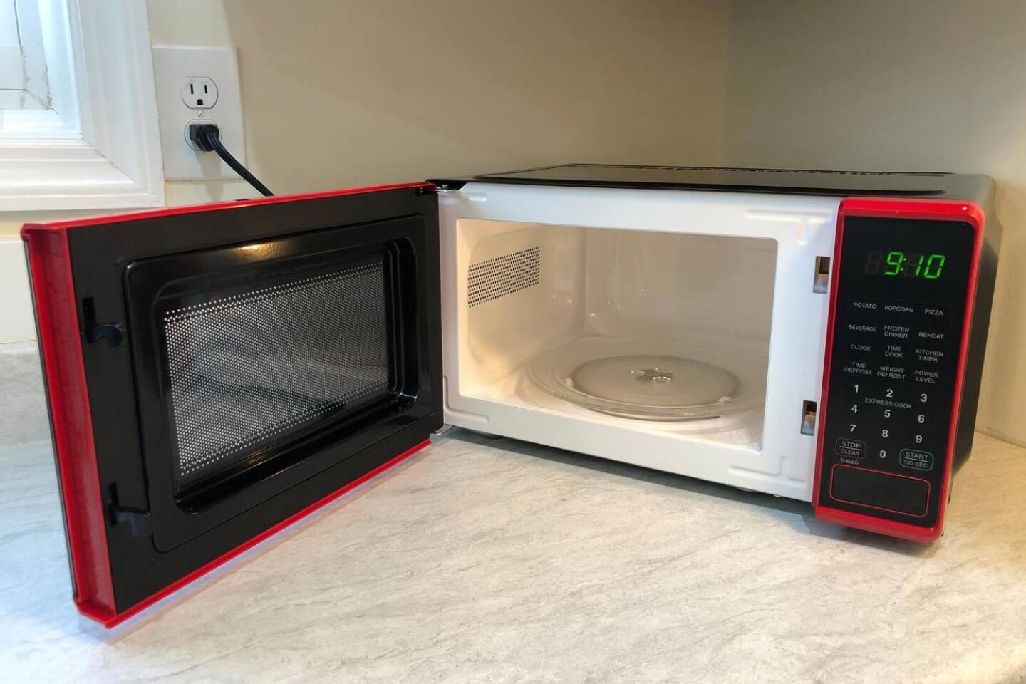 Large And Private 3 Bedroom And 1 Bathroom Apartment Near Newark International Airport Ewr And New York City Buitenkant foto